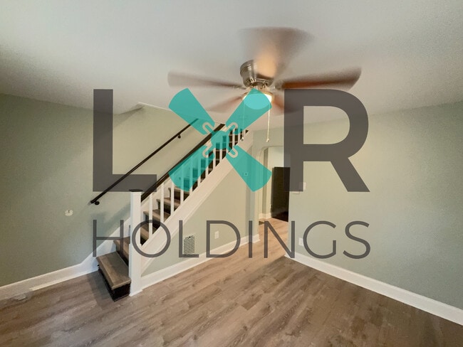 Building Photo - 1236 Clover Ln