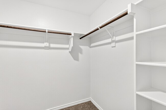 Building Photo - 9808 High Banker Dr