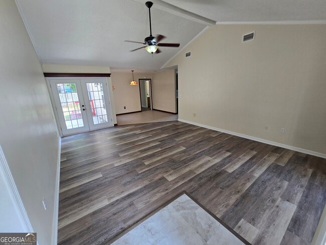 Building Photo - 106 Egret Ct