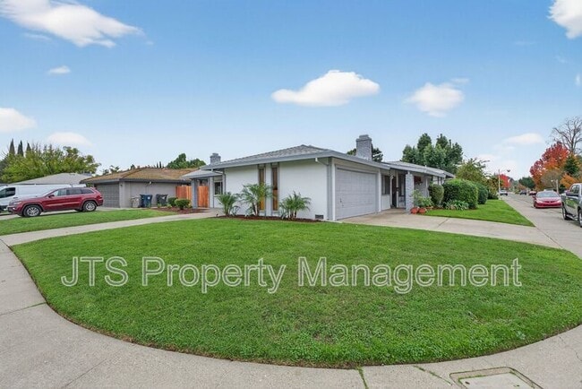 Building Photo - 6120 Westview Way