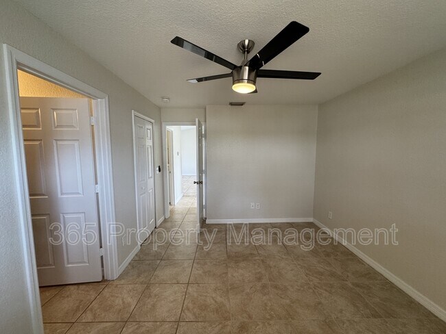 Building Photo - 4343 Belladonna Ave