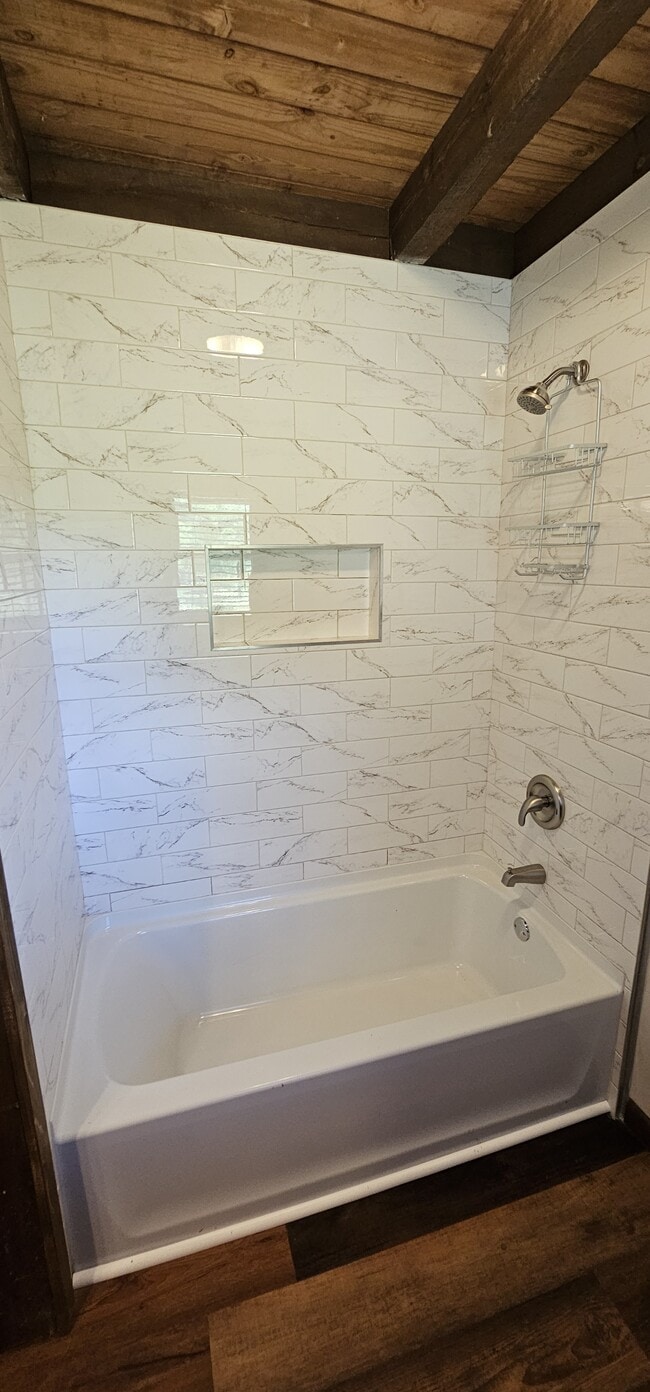 Building Photo - 7307 Rhodes Ln