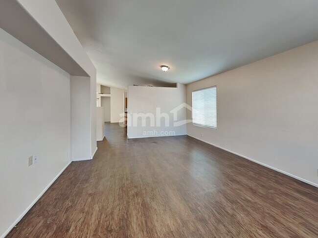 Building Photo - 18230 N 89th Ln