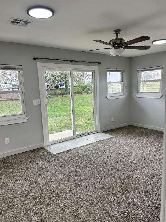 Building Photo - 3007 E Corona St