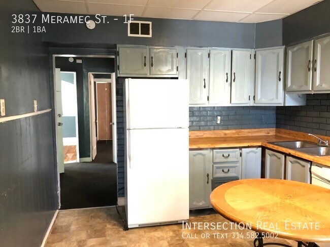 Building Photo - 3837 Meramec St