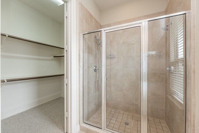 Building Photo - 3898 Center St