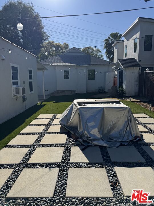 Building Photo - 446 N California St