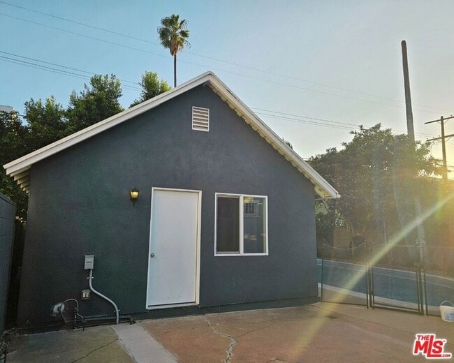 Building Photo - 5340 Lemon Grove Ave