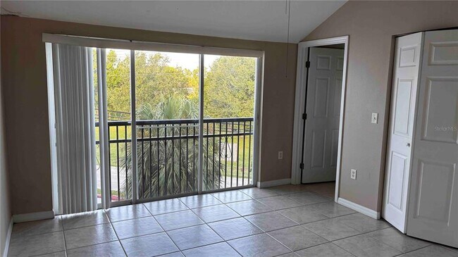Building Photo - 9410 Citrus Glen Pl