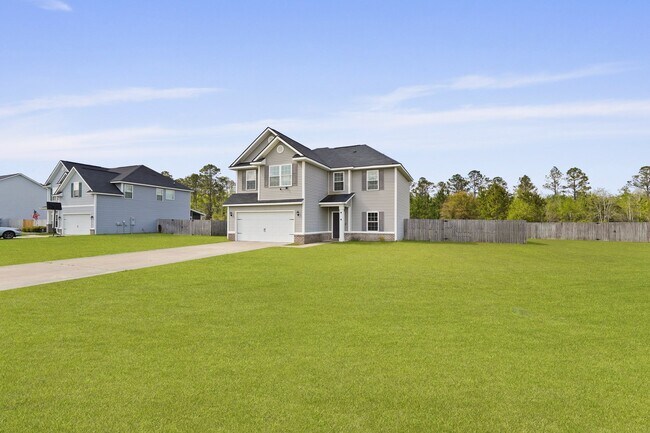 Building Photo - 966 Mustang Ln NE