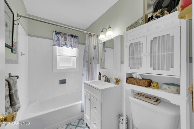 Building Photo - 310 Maryland Ave