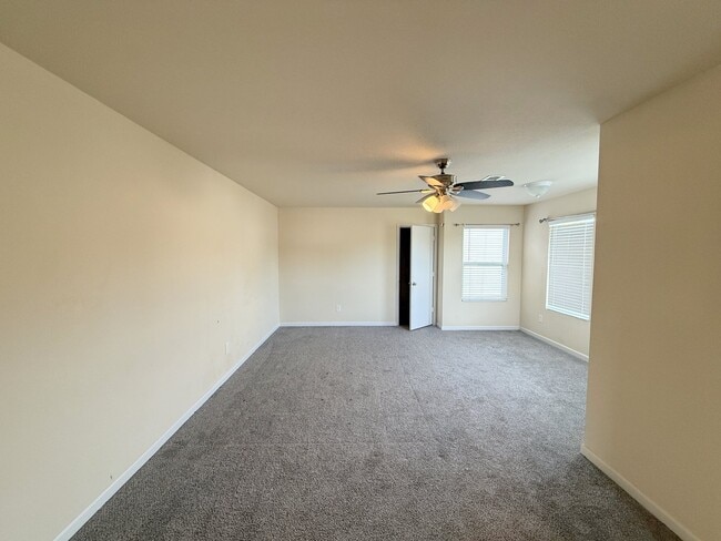 Building Photo - 182 Forestbrook Dr