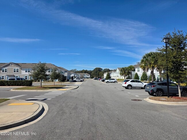 Building Photo - 98 Red House Cir