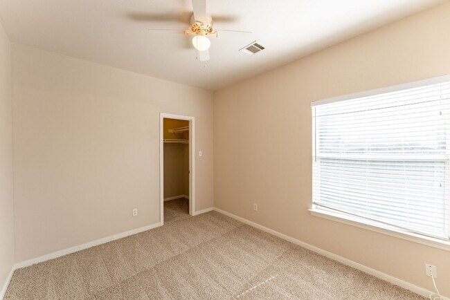 Building Photo - Charming 3/2 Home in Westchester Park!!!