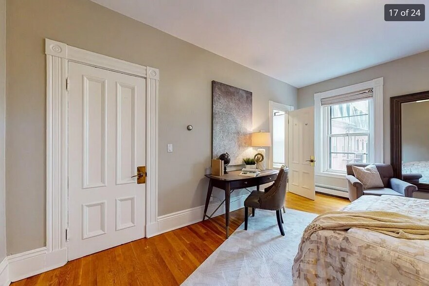 Building Photo - 256 W Newton St