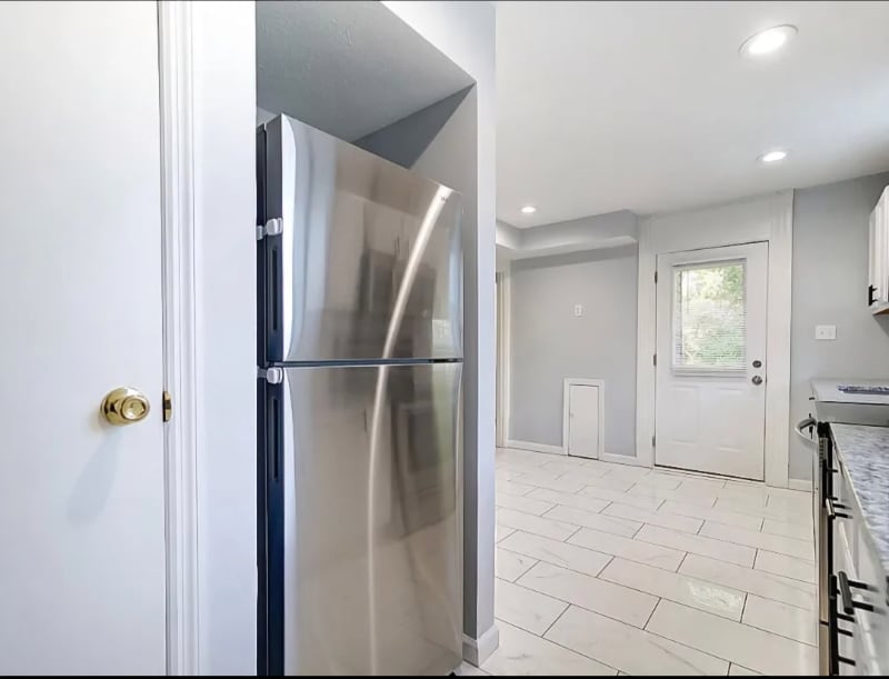 Building Photo - 74 18th St