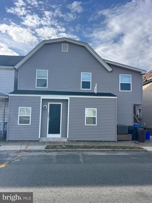 Building Photo - 220 Delsea Dr