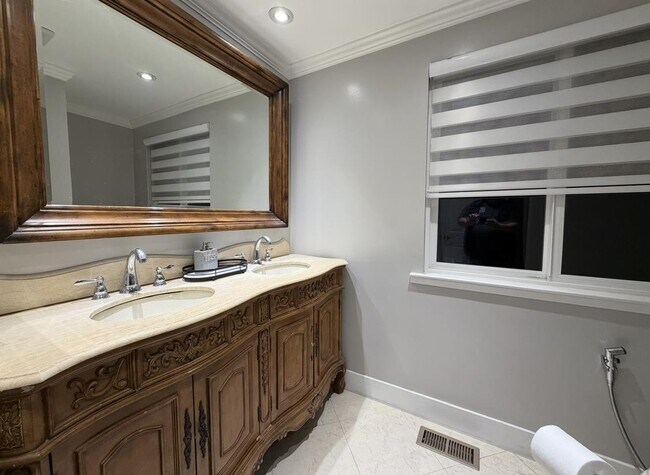 Building Photo - 3784 Norris Canyon Rd