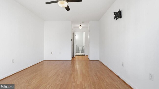 Building Photo - 164 Kendrick Pl