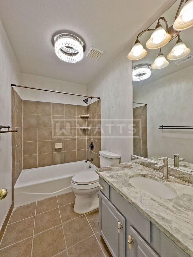 Building Photo - 2080 Stone Brook Dr