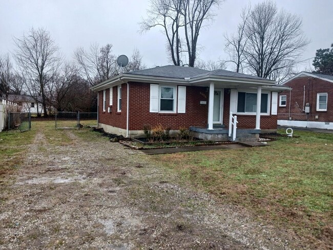 Primary Photo - One Bedroom, one bath, brick home!