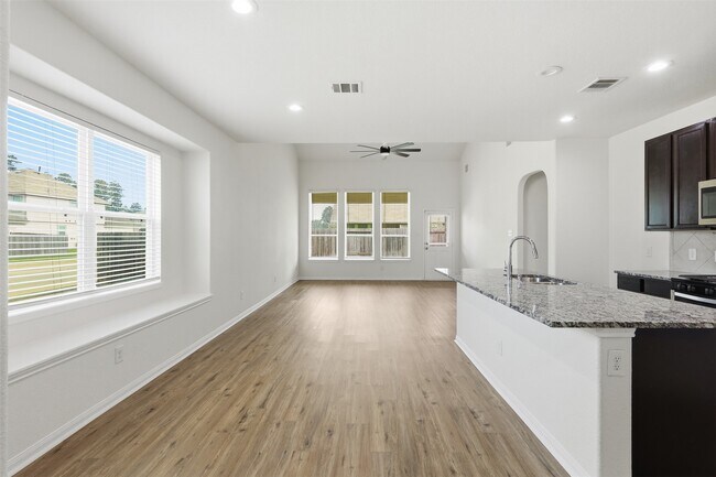 Building Photo - 3503 Cannon Dr