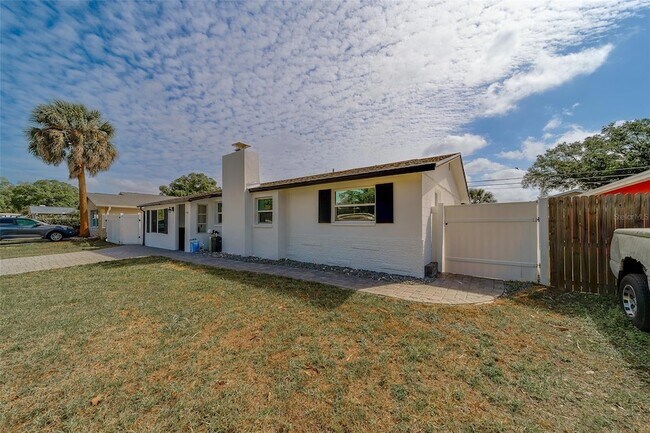 Building Photo - 7849 86th Way N