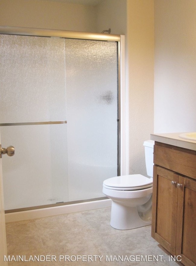 Building Photo - 2219 SE Trolley Line Ln