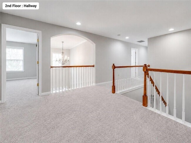 Building Photo - 380 Simonton Crest Dr SE