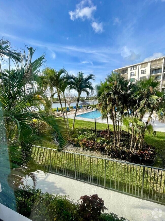 Building Photo - 3545 S Ocean Blvd