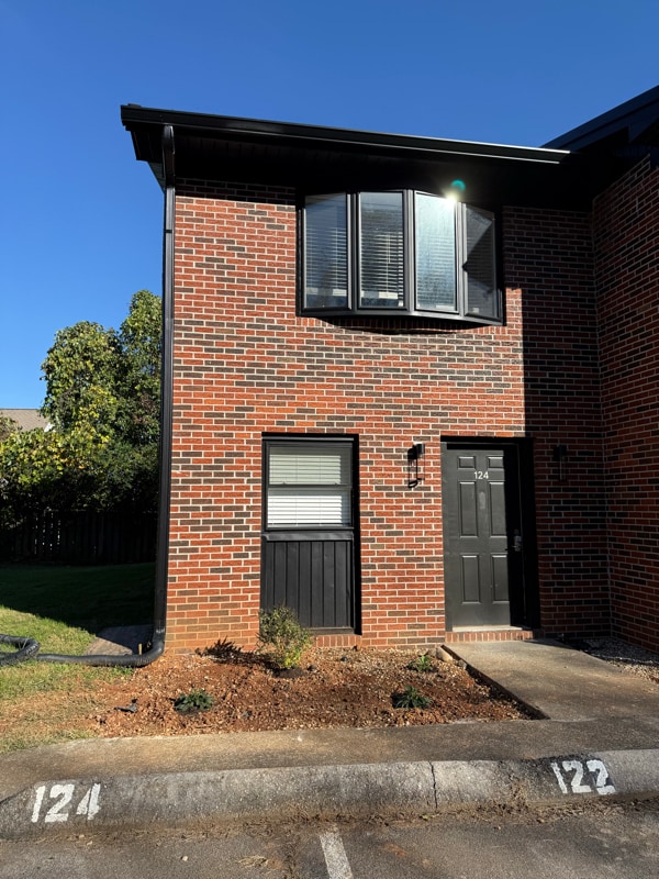 Building Photo - 120 Asbury Way