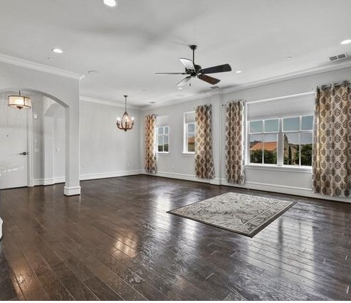 Building Photo - 6601 Mediterranean Dr