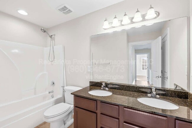 Building Photo - 10988 Flyreel Pl