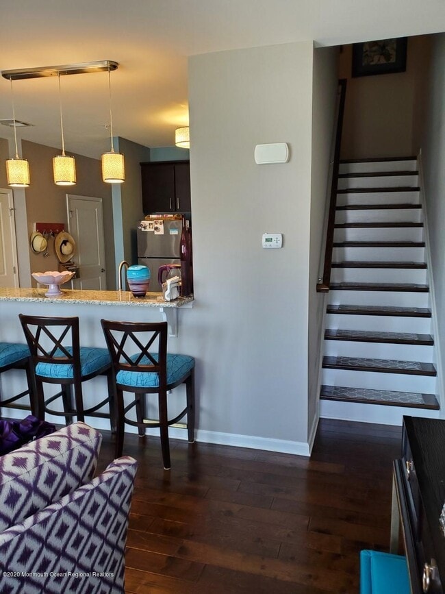 Building Photo - 99 Steiner Ave