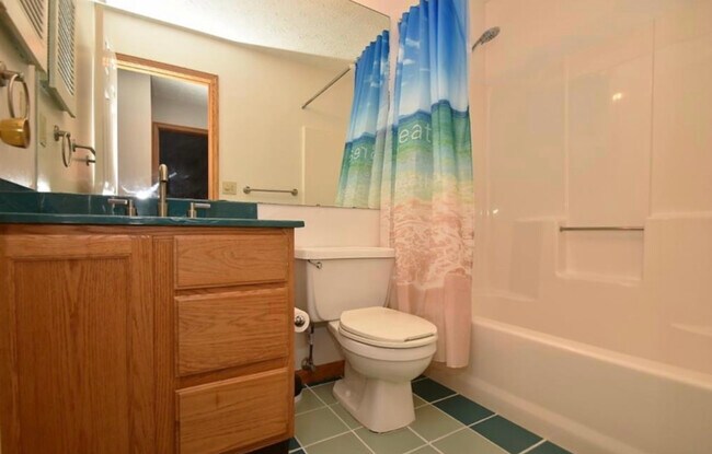 Building Photo - 1448 Cedarwood Dr