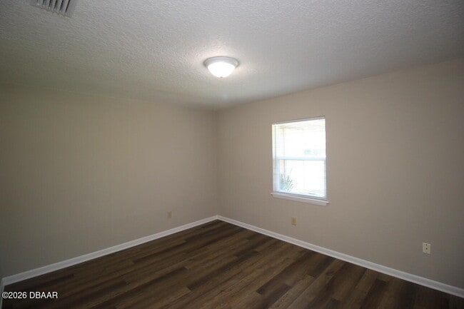 Building Photo - 2 Plateau Ln