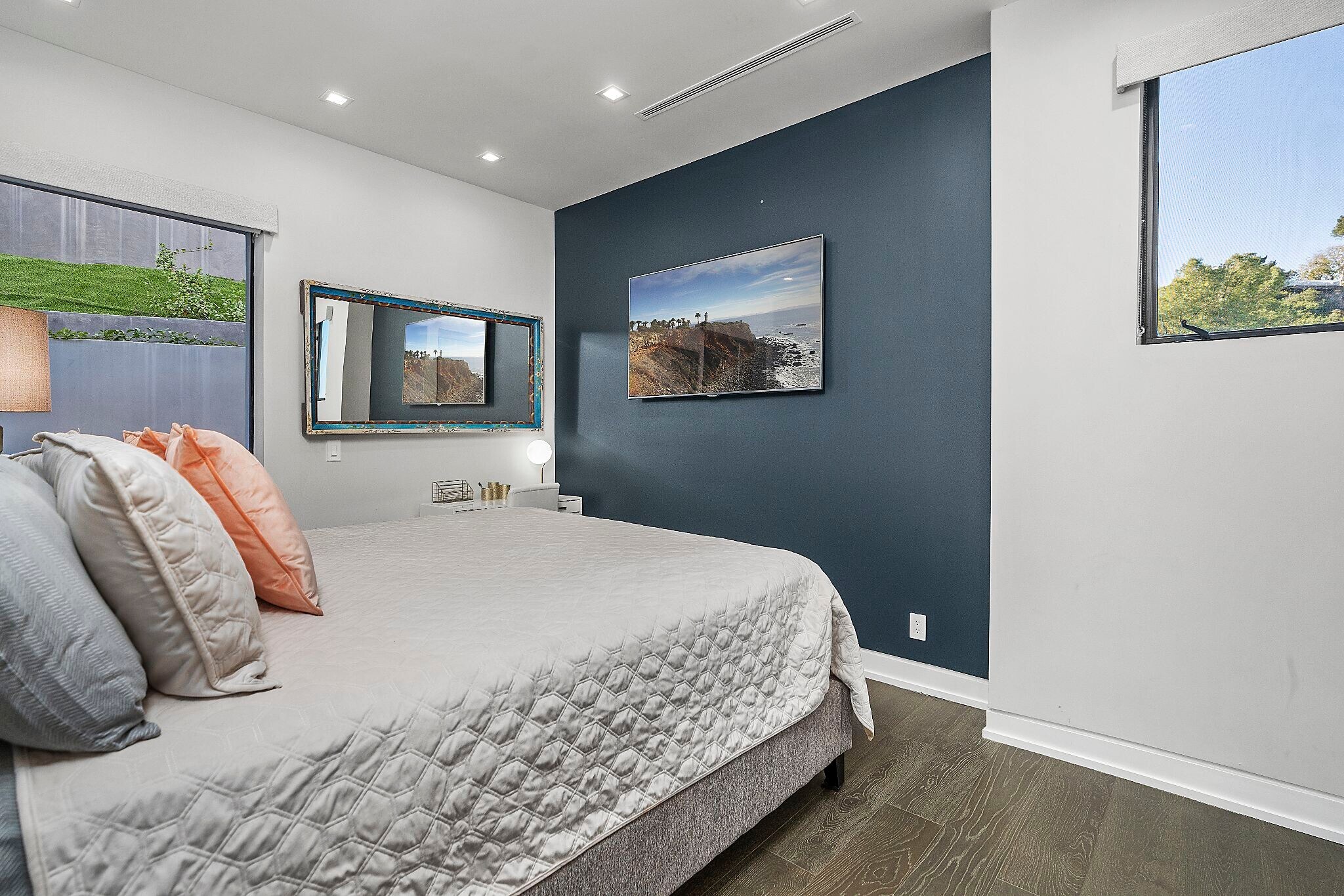 Building Photo - 3712 Broadlawn Dr