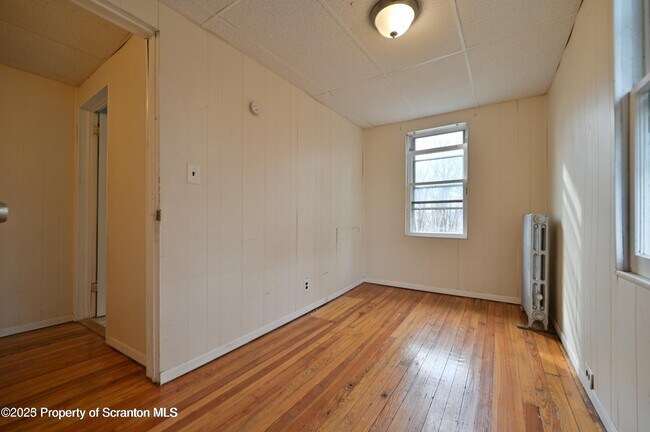 Building Photo - 1309 Wood St