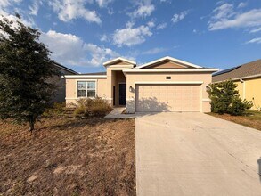 Building Photo - Rare find In-Law suite Home! Single family house with Separate entry and kitchen, laundry set!