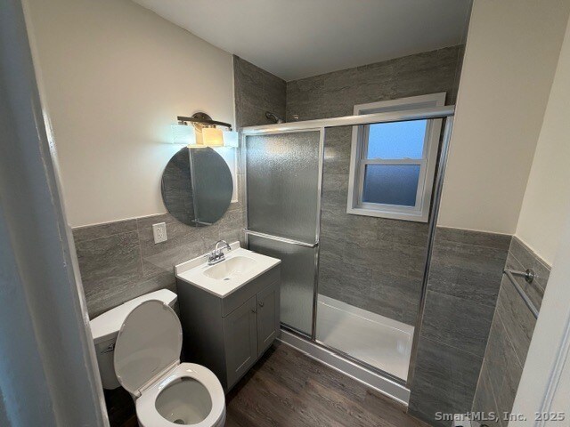 Building Photo - 27 Fairview Dr