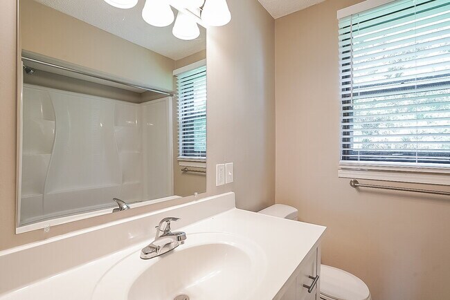 Building Photo - 4520 Xavier Dr