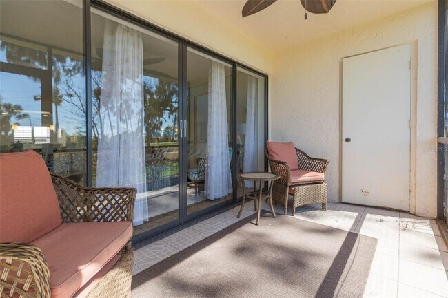 Building Photo - 5510 Del Sol Blvd