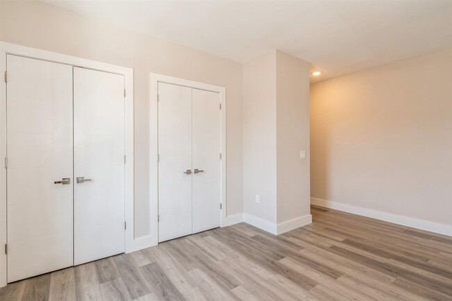 Building Photo - 6108 Hudson Ave