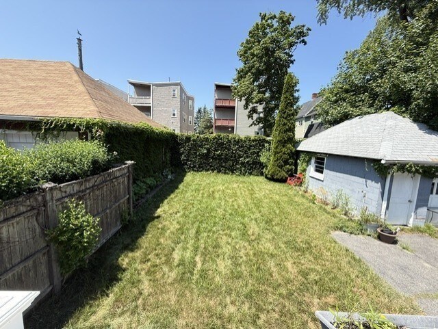 Building Photo - 59 Marion St