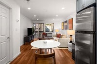 Building Photo - 15 St Marks Pl