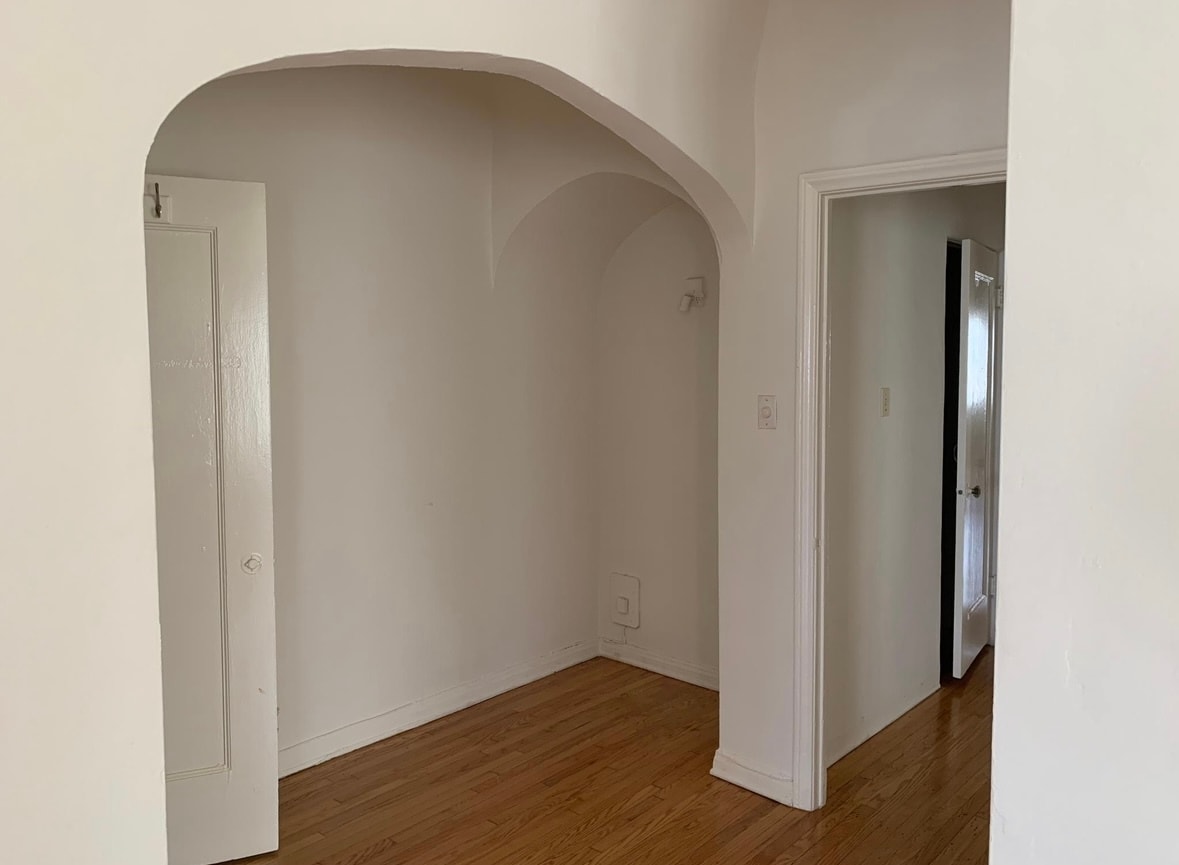 Office - 418 N Gardner St