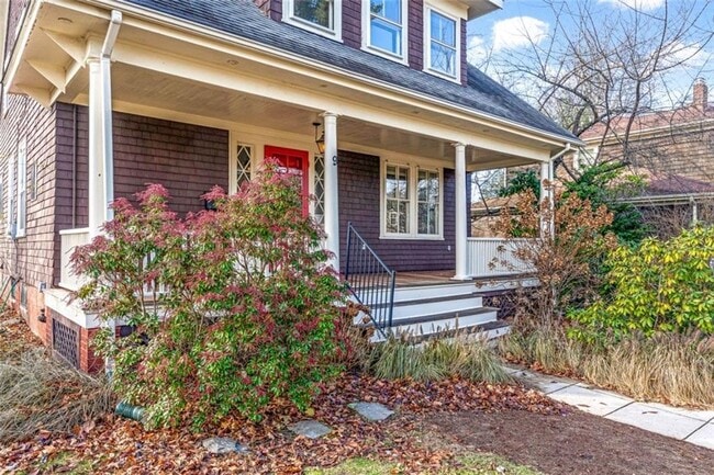 Building Photo - 9 Linden Ave