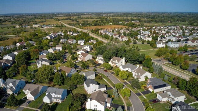 Building Photo - 438 W Meadow Mist Ln