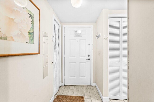 Building Photo - 11863 Wimbledon Cir