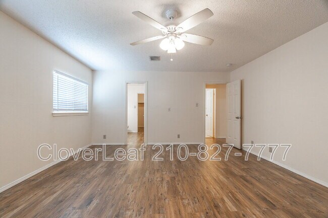 Building Photo - 1045 Stone Trail